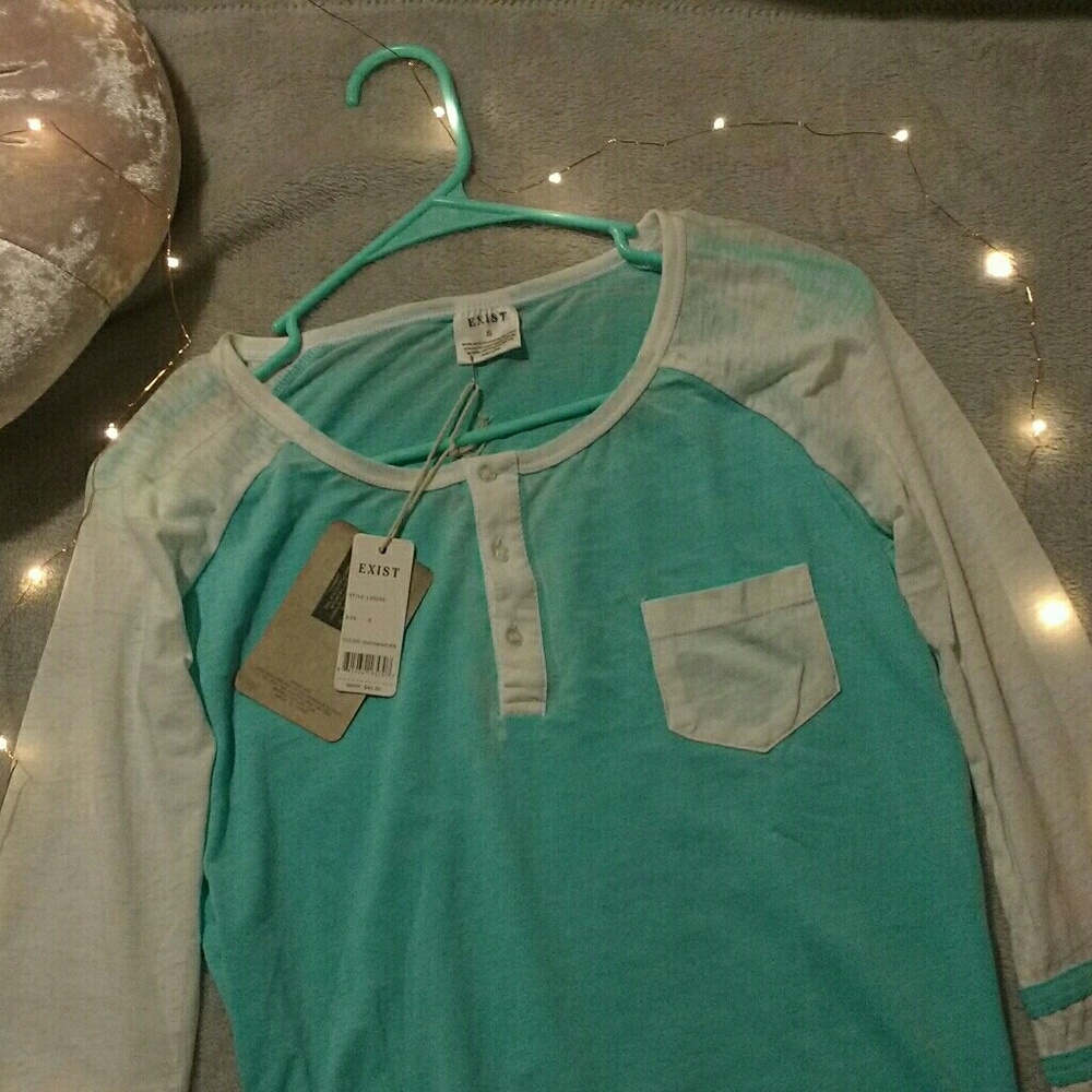 EXIST vintage tee